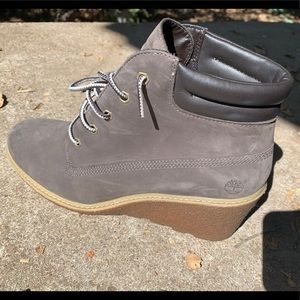 Timberland Amston Wedge Booties. Size 10. Grey